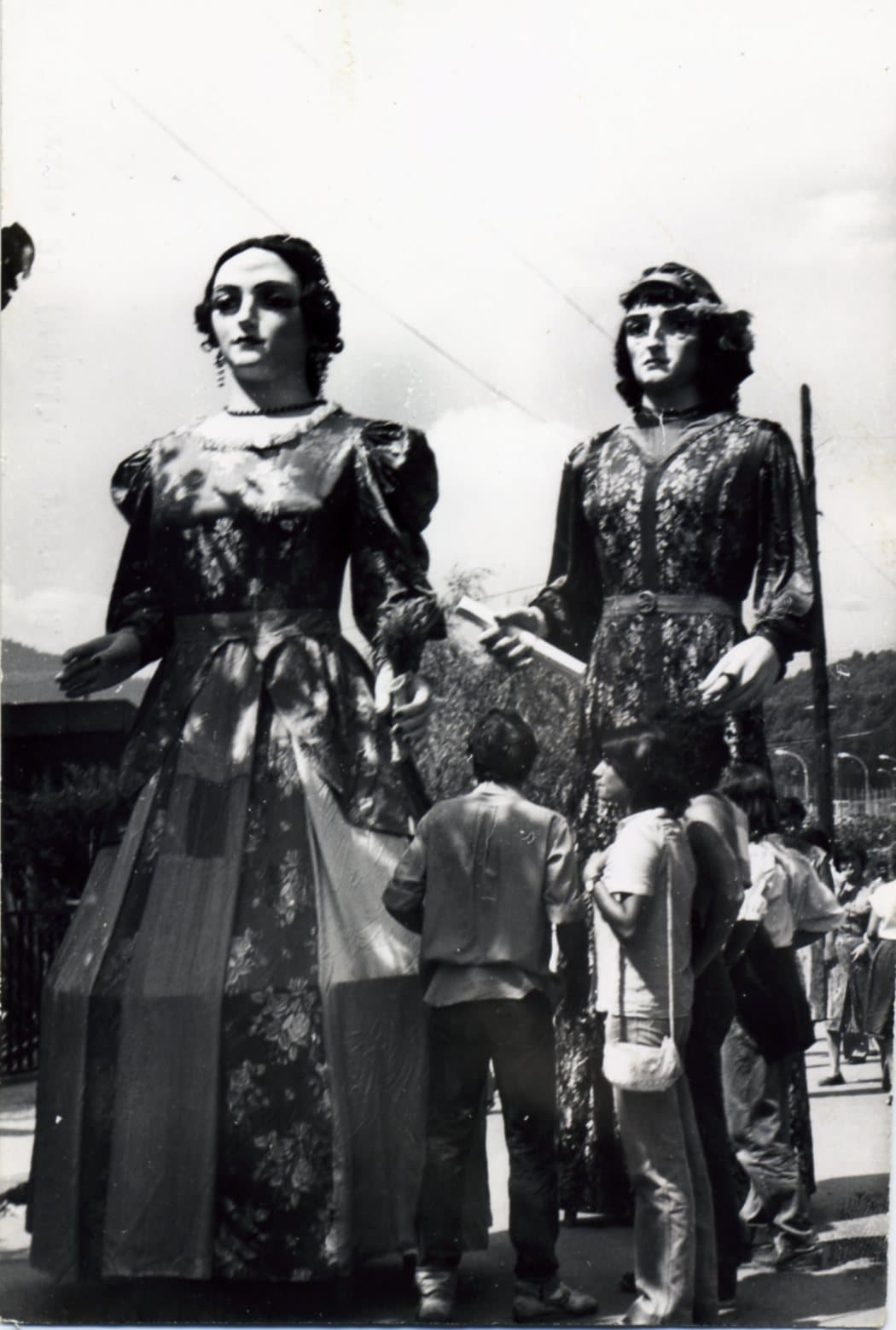 1990